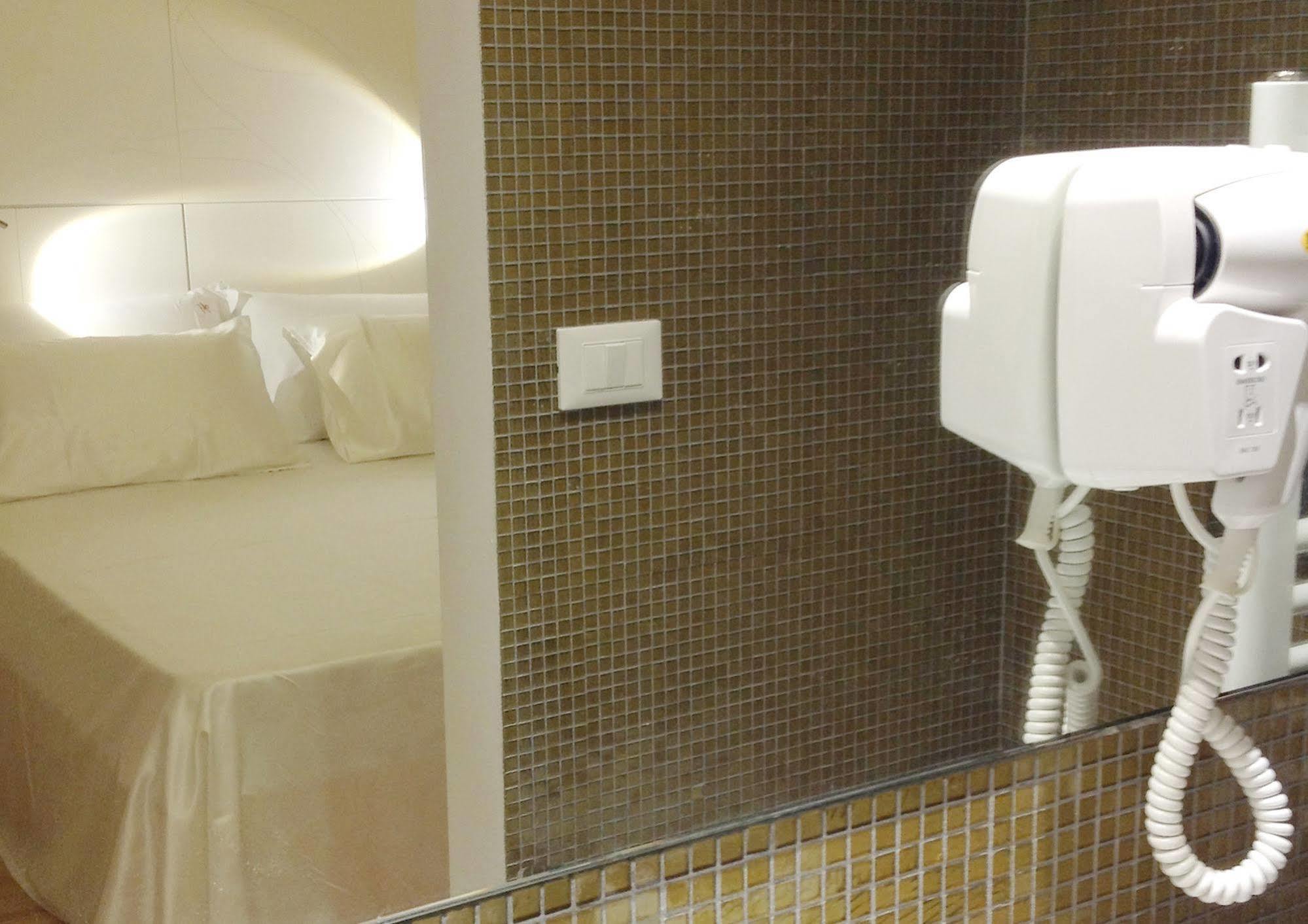 Bed & Breakfast Maison Fleurie 3*